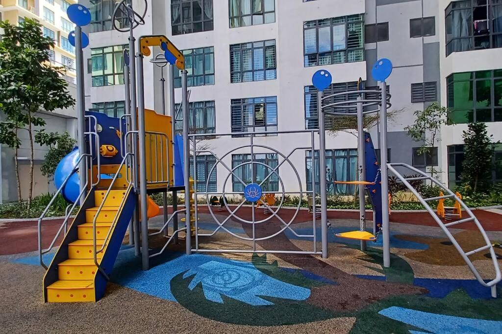 Homestay Arc Cozyhome Austin Hills 4-5Pax Johor Bahru Exterior foto